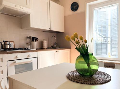 The Beekeeper, country escape with terrace & bike room near Parma