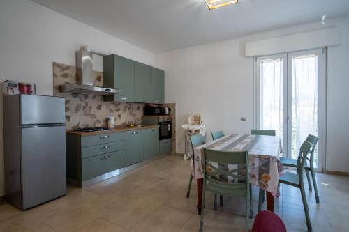 GuestHost - Residenza Ezilde Flat with Parking in Quarto