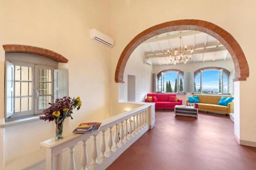Villa Chimera Green 10 with Pool & Gym