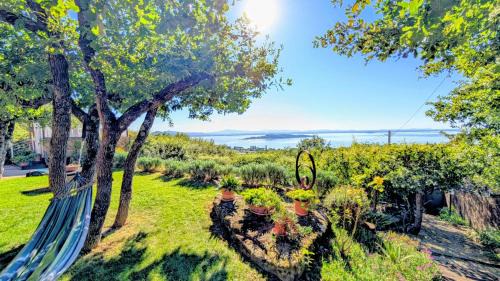Villa Vista Lago con Jacuzzi e Campo Volley