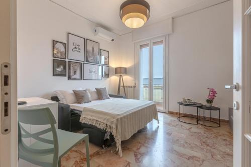 GuestHost - Ferrara Il Castello Dazzling Apartment