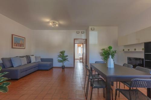 GuestHost - Pontelagoscuro Huge & Residential Apartment in Ferrara