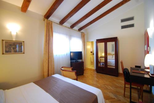 Alla Rocca Hotel Conference & Restaurant